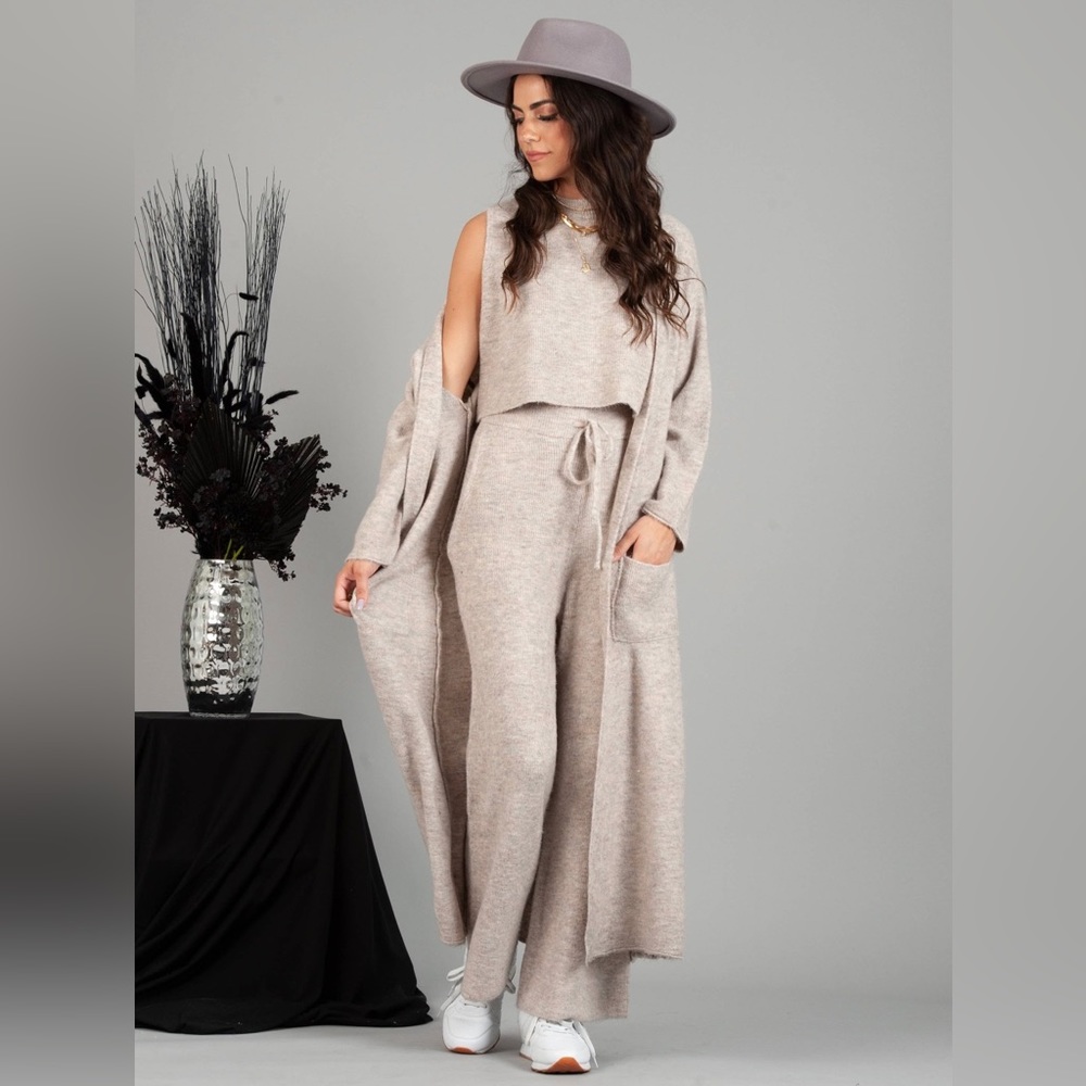 S42-Pocket Sweater Duster